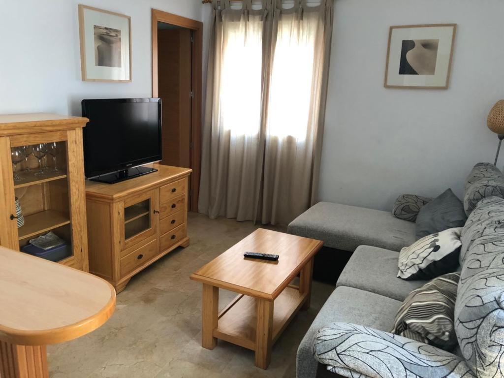 Apartamento En Conil Cerca De Playa Y Centro Conil De La Frontera Exterior photo